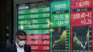 Borsa: Asia positiva in scia a Wall street, debole la Cina