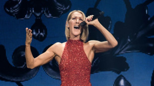 Céline Dion reporte sa tournée européenne à 2023 pour raison de santé