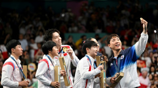 North Korea Olympians not given Samsung phones: IOC