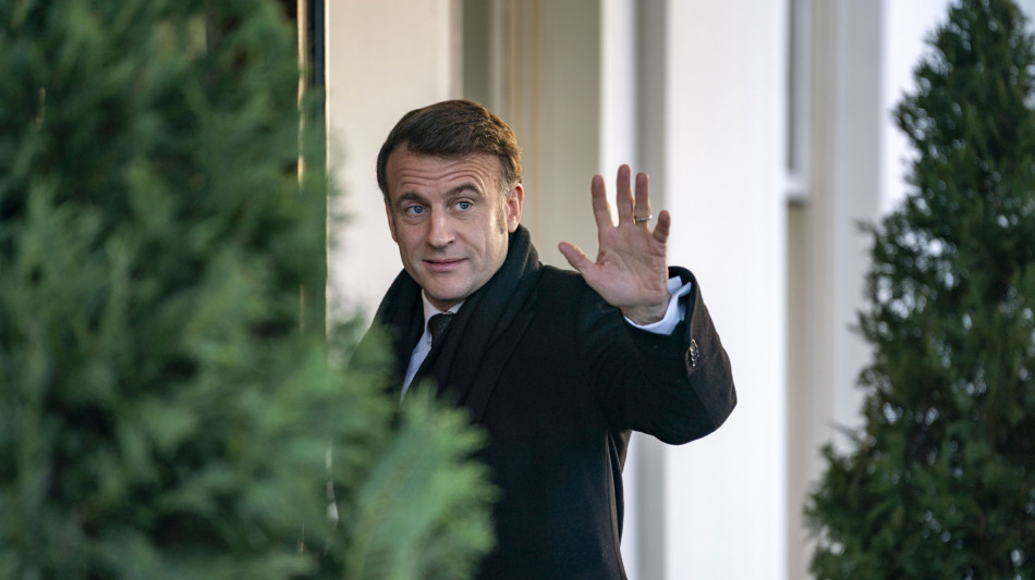 Macron arrivato alla Casa Bianca, videocall coi leader G7