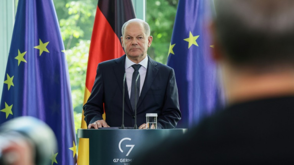 L'Allemagne doit devenir "la force armée la mieux équipée d'Europe" (Scholz)