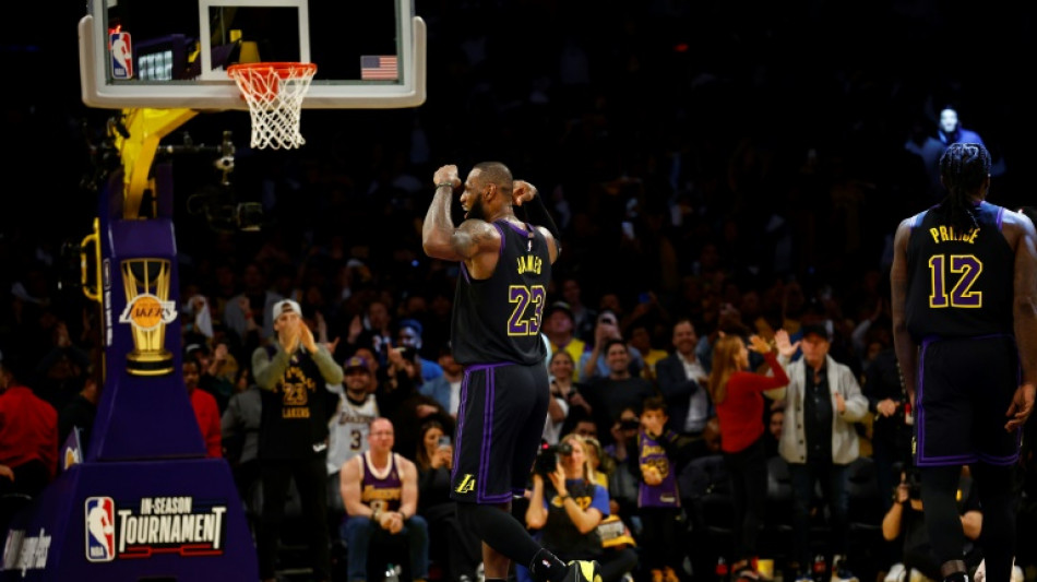 Coupe NBA: LeBron James porte les Lakers en demi-finales