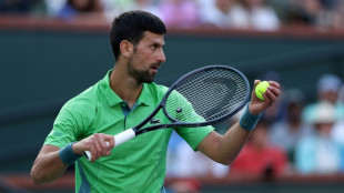 Djokovic volta a Indian Wells com triunfo; Sabalenka e Gauff sofrem mas avançam