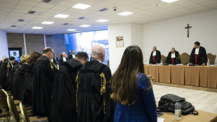 Tribunale S.Sede, 'da Becciu uso illecito anche senza lucro'