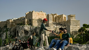 Sunlit Greece seeks to lure Europeans amid winter energy crisis