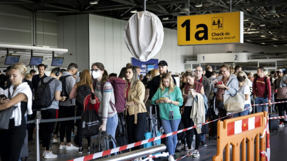 Großbritannien will Flüssigkeitsvorschriften für Flugverkehr lockern