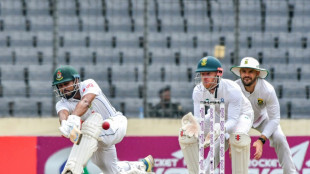 Mehidy, Jaker take Bangladesh into lead over South Africa in Test