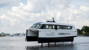 Stockholm tests electric 'flying' ferry