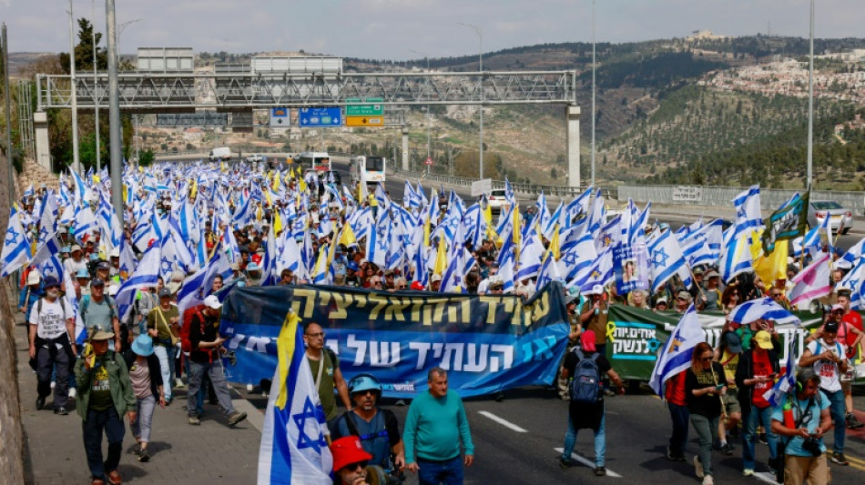 Tausende bei Großdemonstration gegen Kurs von Netanjahu in Jerusalem