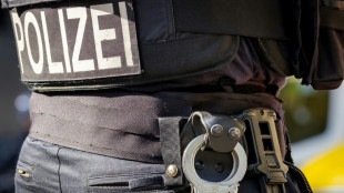 Razzia gegen Internet-Drogenhändler - Zwei Festnahmen und internationaler Einsatz