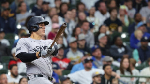 Yankees propinan otra paliza a Milwaukee con jonrón 300 de Rizzo