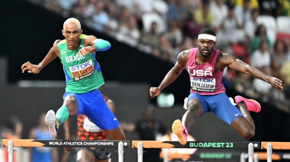 Alison dos Santos passa para final dos 400 m com barreiras do Mundial de atletismo