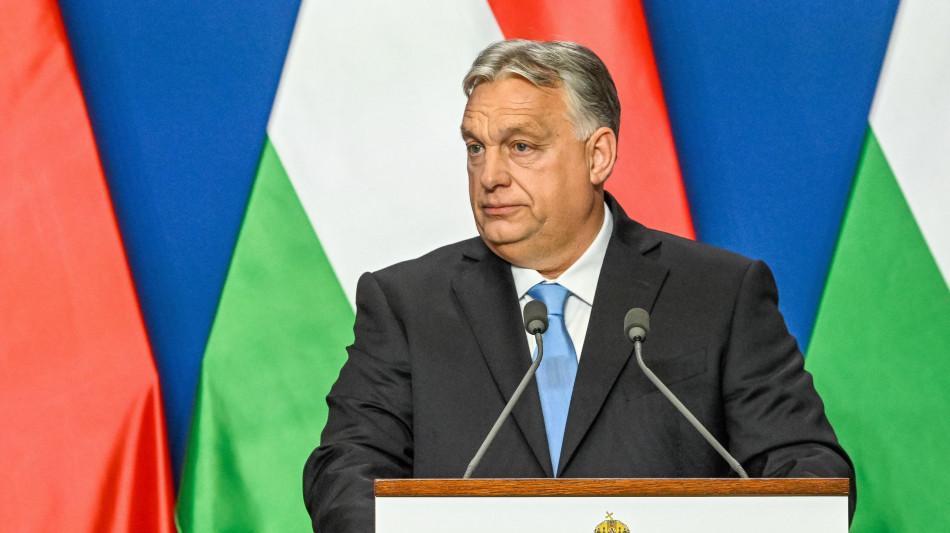 Orban, l'Ue è a pochi centimetri dalla distruzione