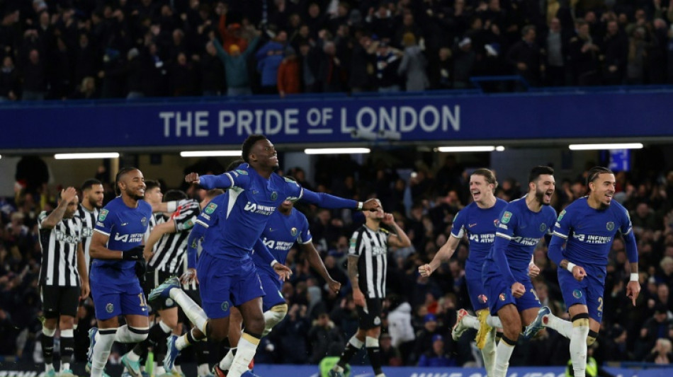 Chelsea vence Newcastle nos pênaltis e vai às semifinais da Copa da Liga Inglesa