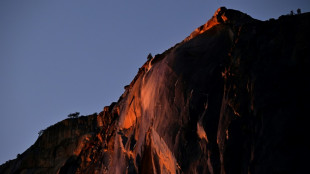 Une spectaculaire "cascade de feu" fait le bonheur des photographes à Yosemite