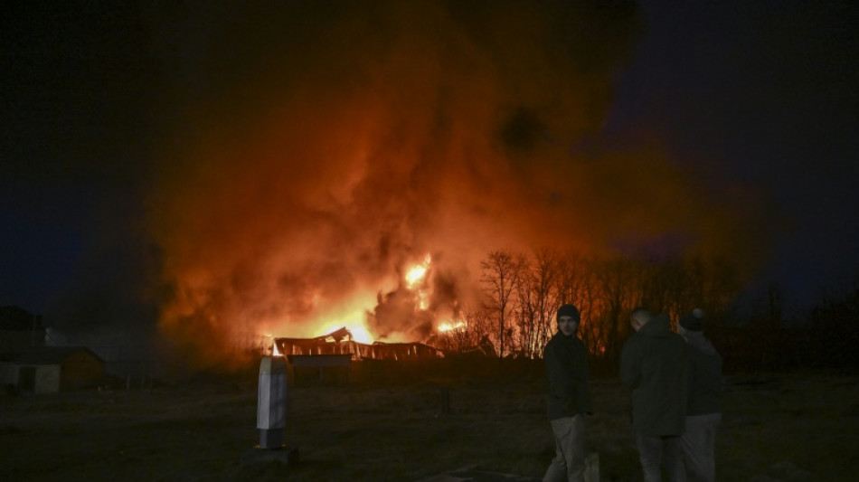 Ukraine: bombardement près de l'aéroport de Lviv, Biden va adresser une mise en garde à Xi