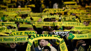 Foot: un supporter nantais mortellement blessé lors de heurts avant Nantes-Nice