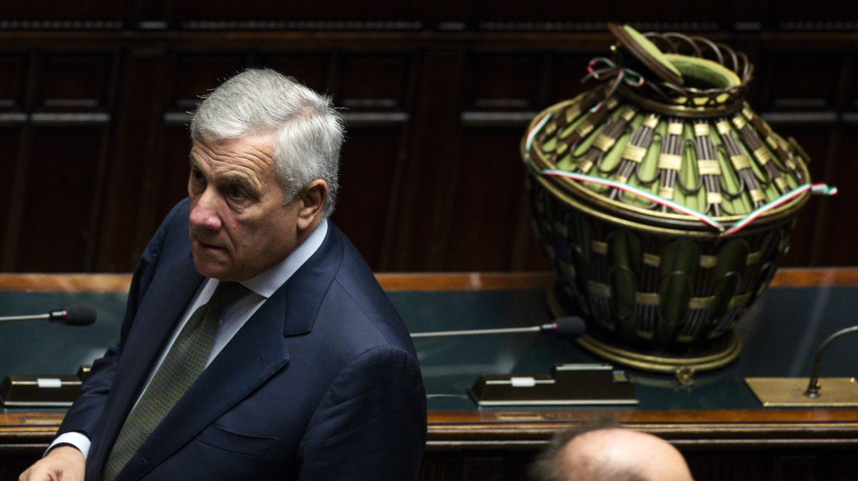 Tajani, 'l'export non può andare alle regioni'