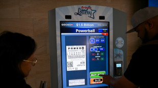 Powerball jackpot grows to record $2.3 bn in US