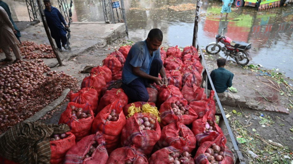 Pakistan floods fuel 'back-breaking' food inflation