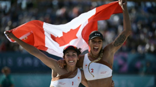 Canadian pair fight back to reach Olympics beach volleyball final