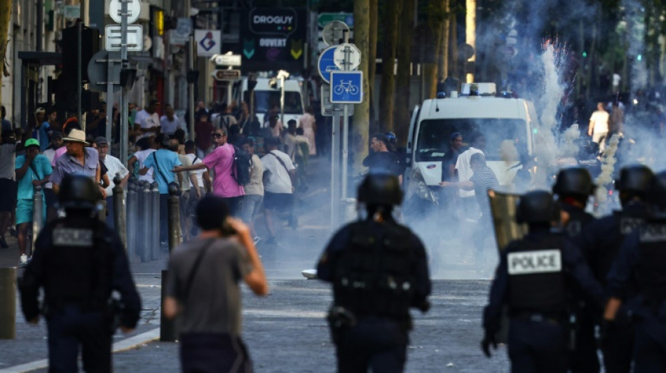 Cientos de detenidos en Francia pese a remisión de la violencia 