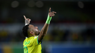 Neymar dépasse Pelé comme meilleur buteur de l'équipe du Brésil