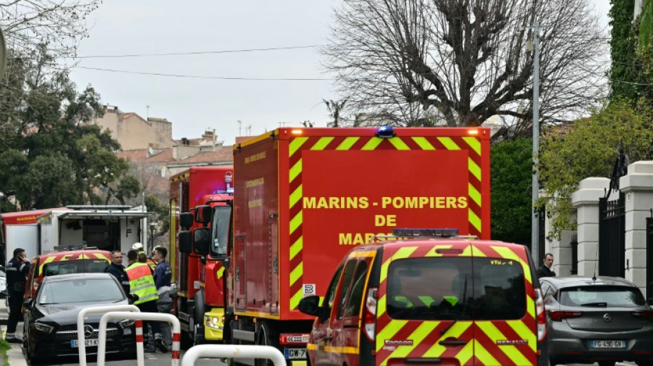 Trois engins explosifs lancés contre le consulat général de Russie à Marseille, pas de blessés