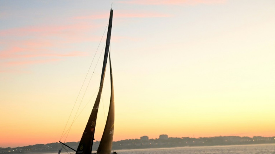 Vendée Globe: au soleil levant, Charlie Dalin  franchit sa "plus belle ligne d'arrivée"