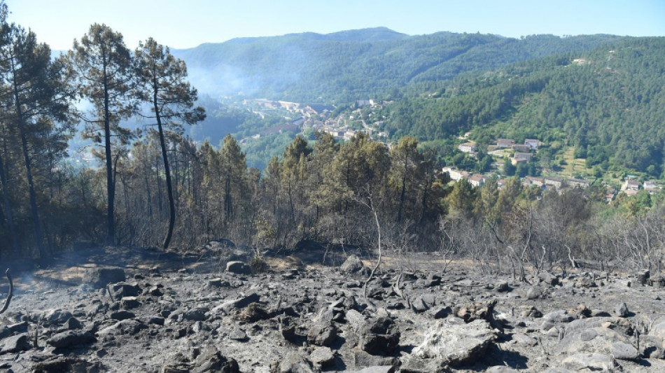 L'incendie des Cévennes toujours sous haute surveillance