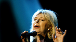 Morre, aos 78 anos, a cantora britânica Marianne Faithfull (porta-voz)