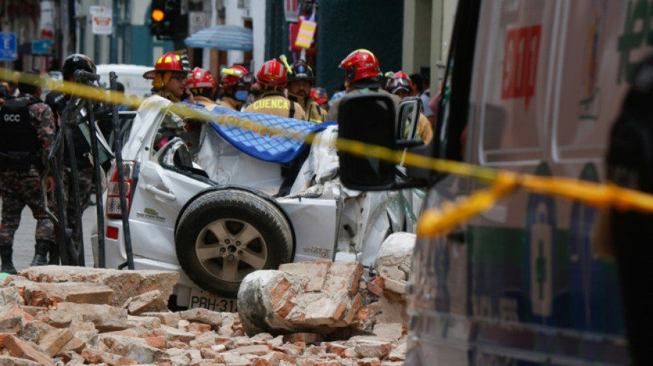 Sube a 15 el saldo de muertos por temblor en Ecuador y Perú