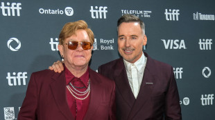 Elton John si racconta, non è mai troppo tardi per essere felici