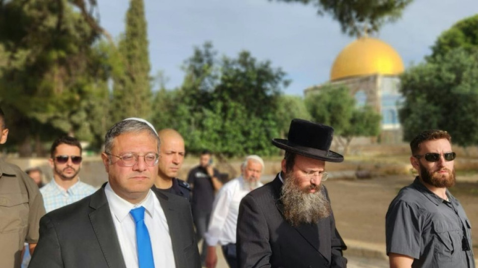 Ministro israelense faz visita polêmica à Esplanada das Mesquitas em Jerusalém