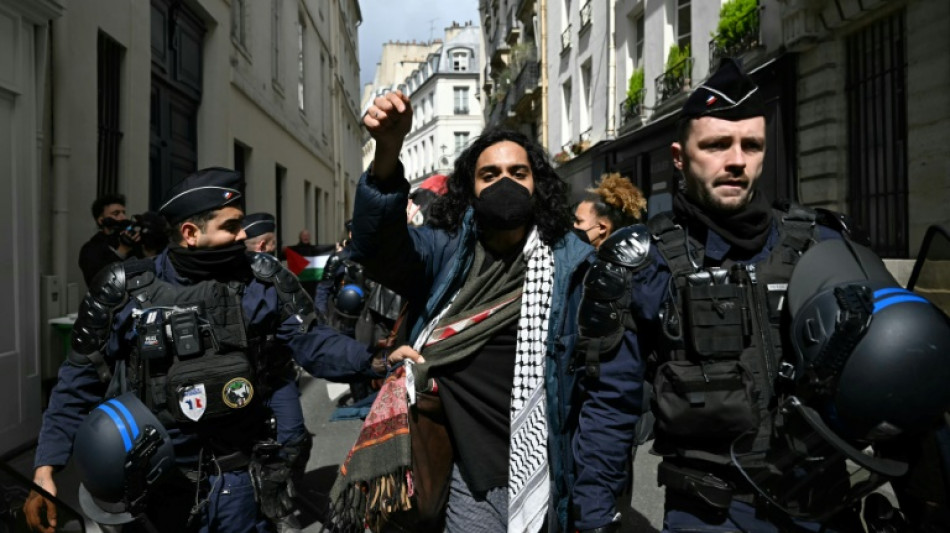 Mobilisation propalestinienne: Sciences Po Paris évacué, d'autres sites occupés en région