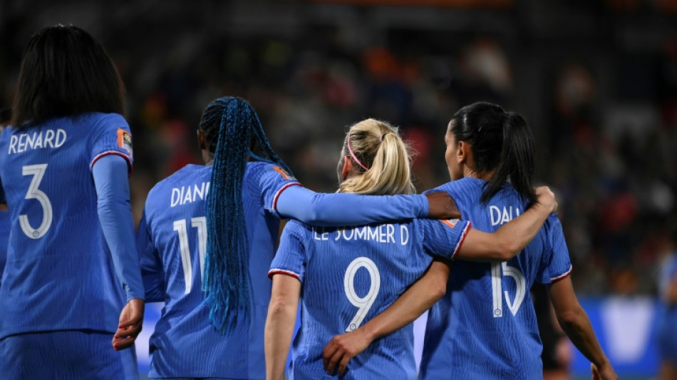 Mondial féminin: les Bleues au tournant des quarts