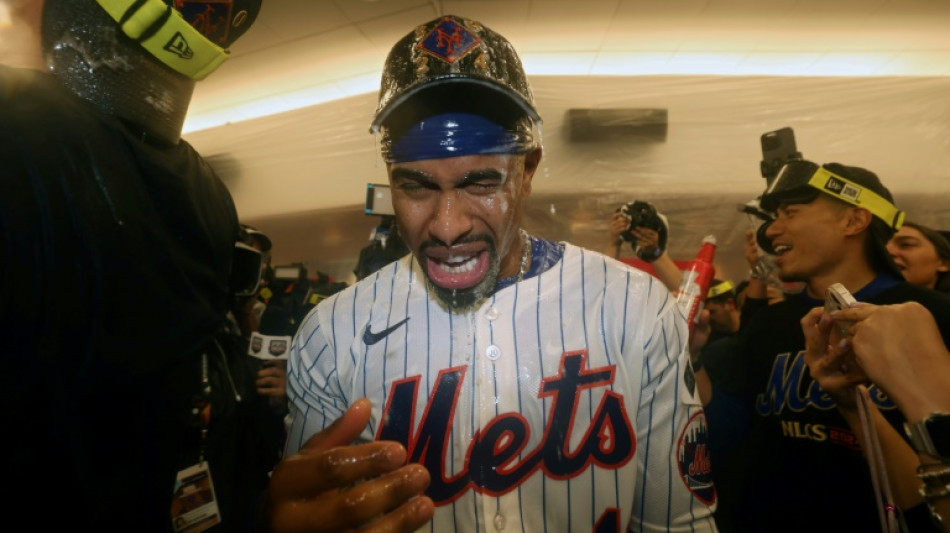 Mets advance on Lindor blast, Dodgers stay alive in MLB playoffs