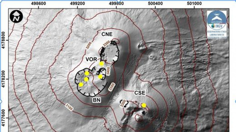 Il cratere Voragine dell'Etna cresce, bordo supera 3.400 metri