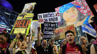 Centinaia in piazza a Tel Aviv, 'fermare la guerra'