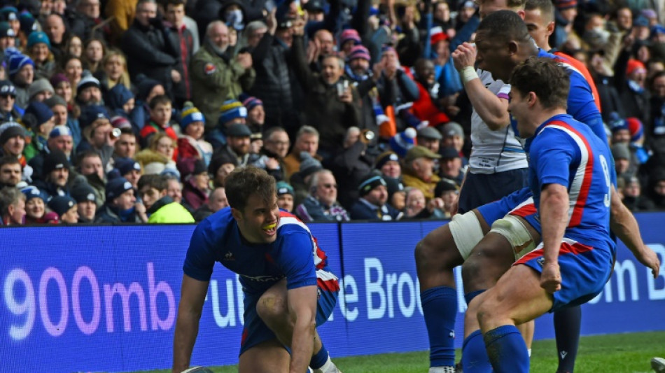 Tournoi des six nations: les Bleus douchent l'Ecosse