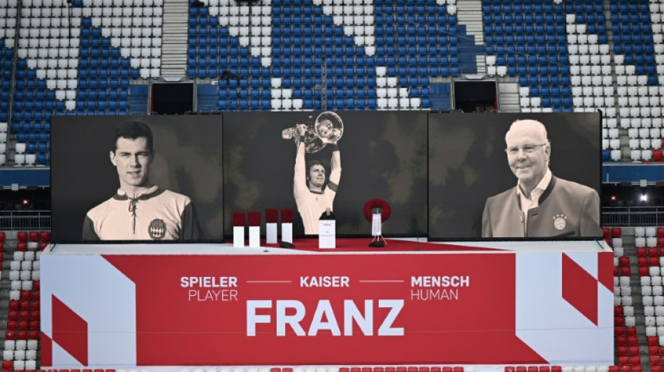 Allemagne: "Danke Kaiser", émotions et chants pour le dernier hommage à Beckenbauer