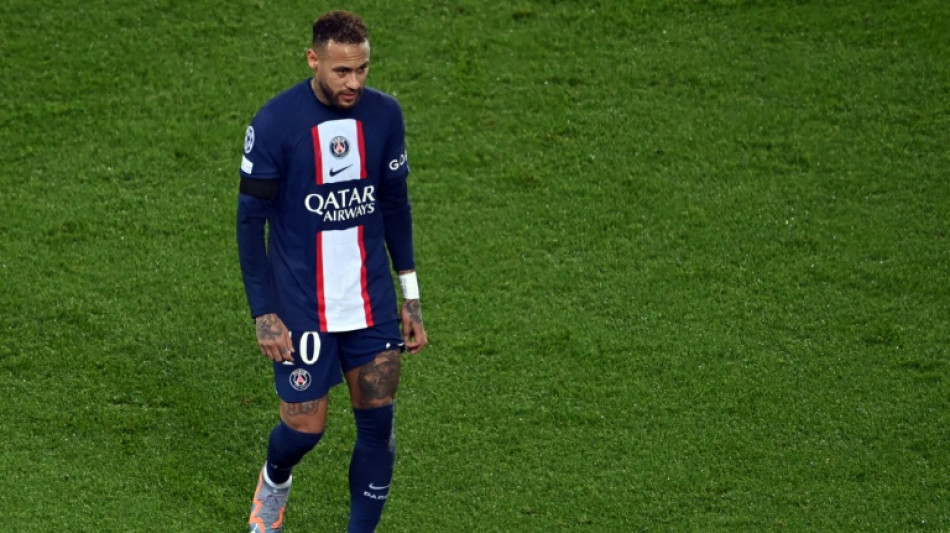 La llegada de Neymar al PSG, un histórico traspaso bajo sospecha en Francia