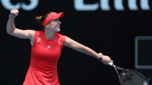 No sweat, no shake as Svitolina cruises into Melbourne quarters