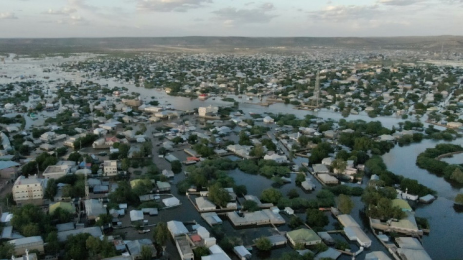 Flooding in Somalia displaces 200,000 people: official