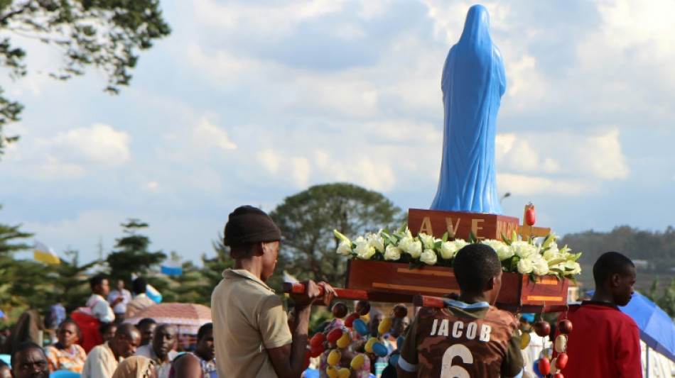 Rwanda's Kagame warns Catholic pilgrims who 'worship poverty'