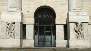 Borsa: Europa in frenata, tensione sui titoli di Stato