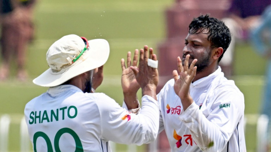 Bangladesh players rally behind accused teammate Shakib Al Hasan