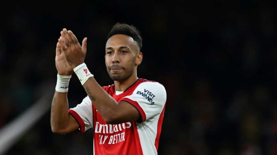 Transfert: Aubameyang rebondit au Barça et bouche l'horizon de Dembélé